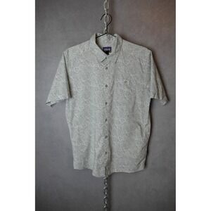 Patagonia Organic Cotton Mens Short Sleeve Button Up Shirt Size M Gray Floral